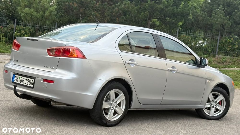 Mitsubishi Lancer 2.0 DI-D Intense - 3