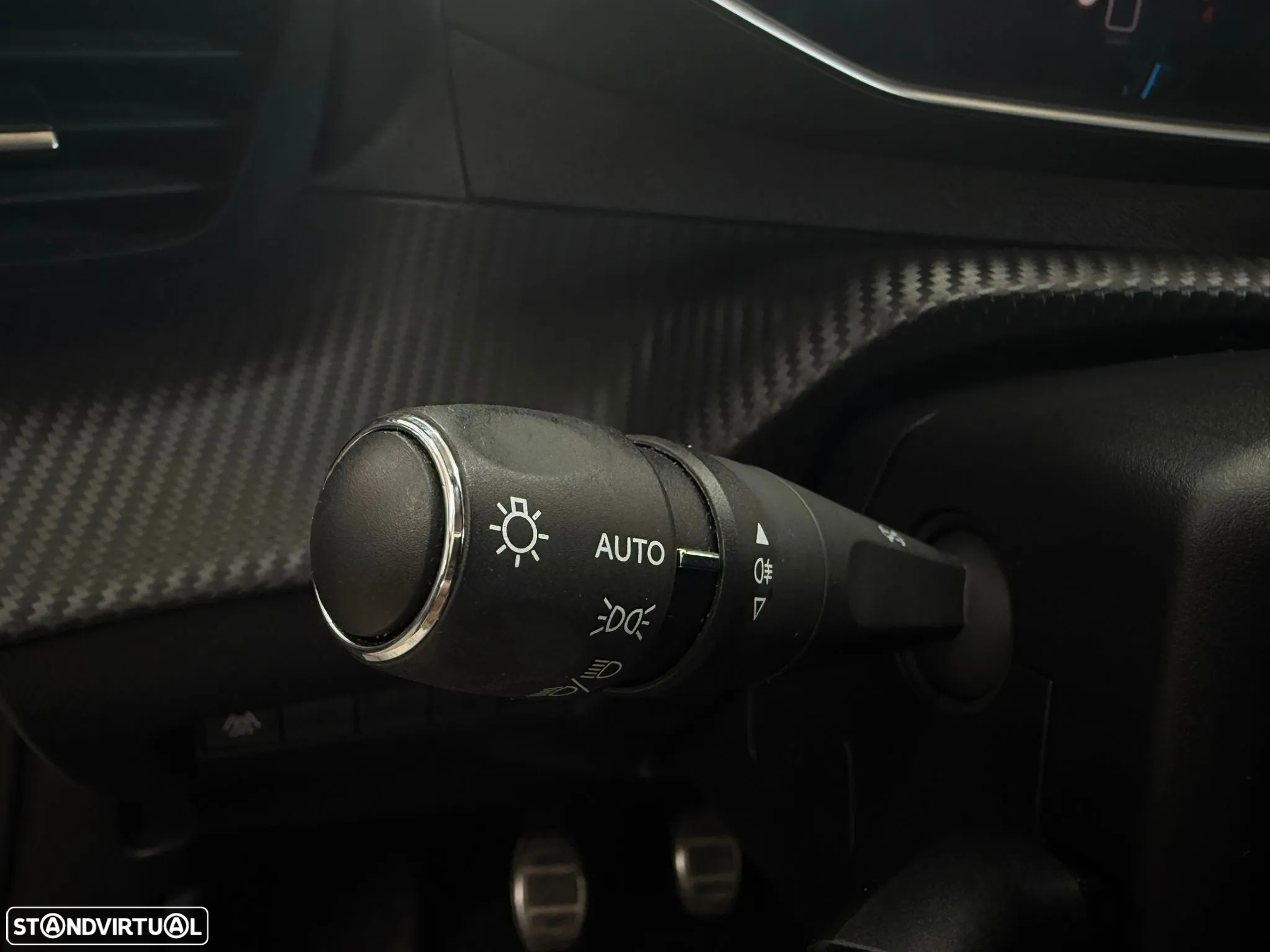 Peugeot 2008 1.2 PureTech GT - 27