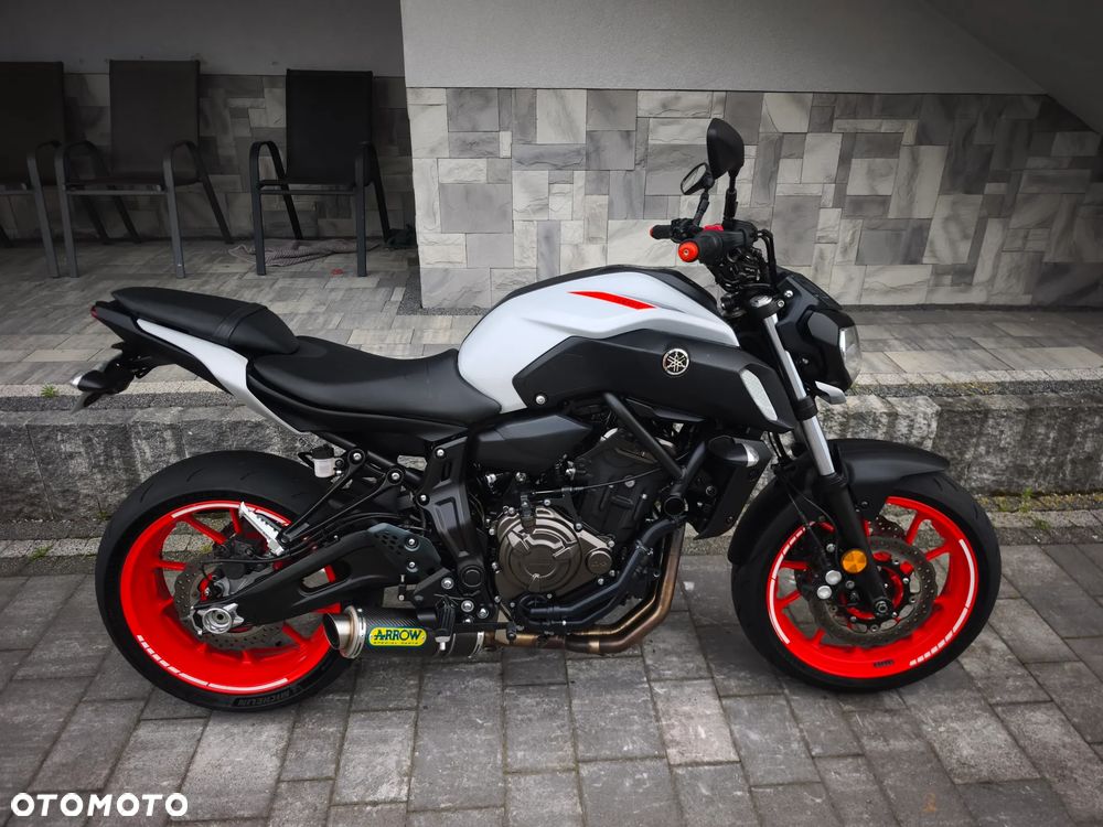 Yamaha MT - 10