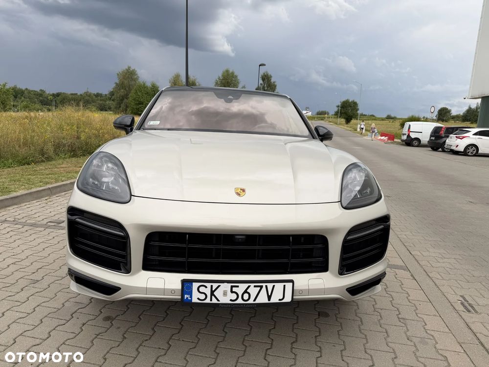 Porsche Cayenne GTS - 5