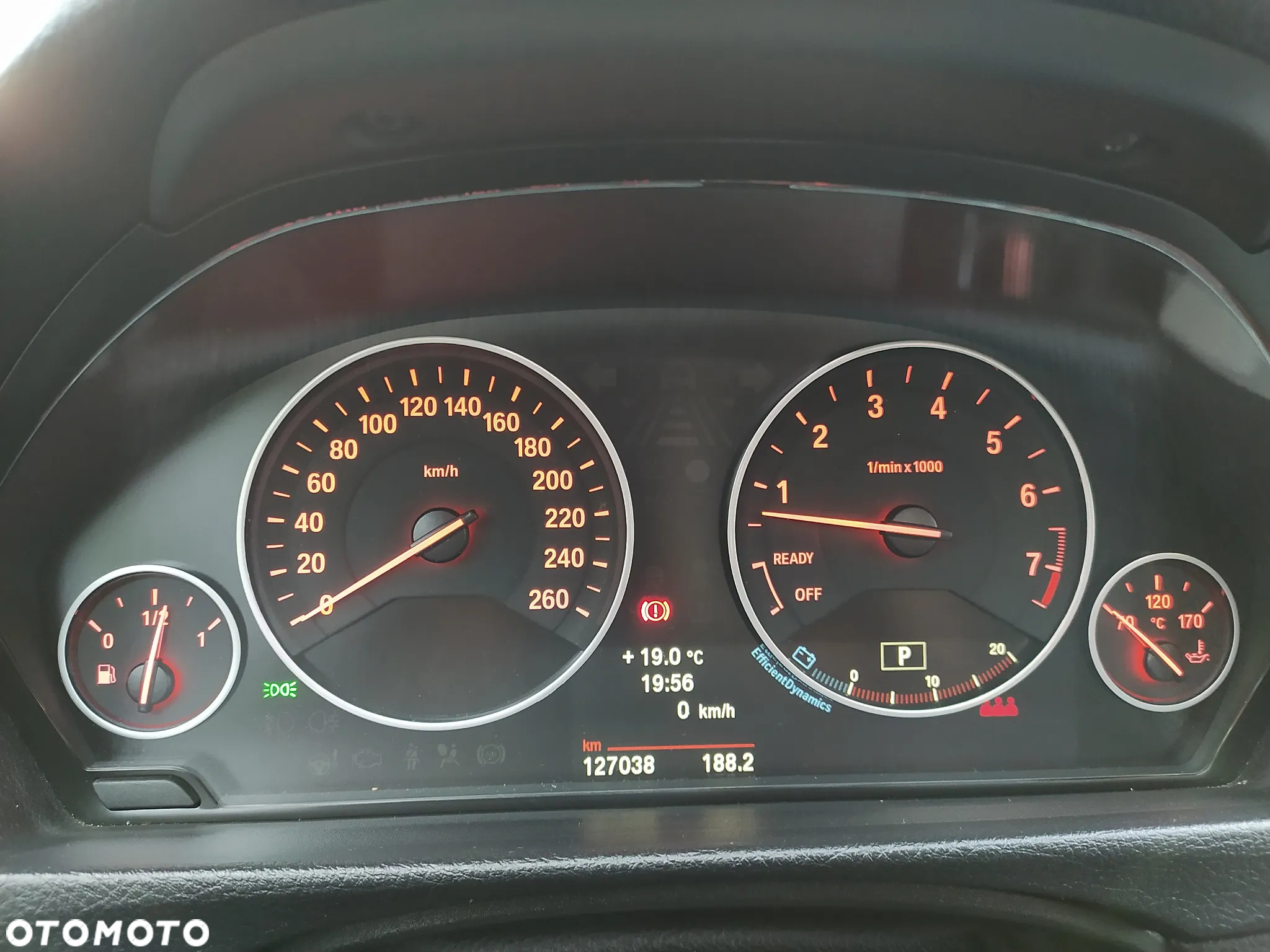 BMW Seria 3 320i - 14