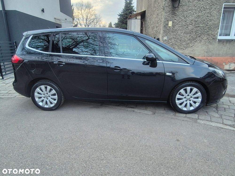 Opel Zafira 1.6 T SIDI Cosmo S&S - 4