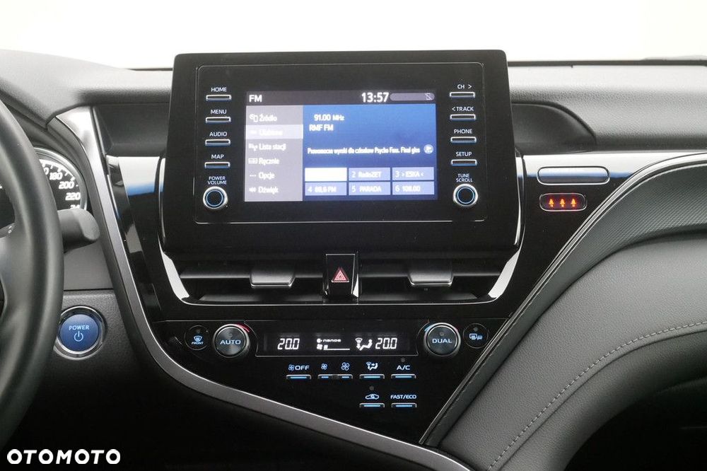 Toyota Camry 2.5 Hybrid Comfort CVT - 10