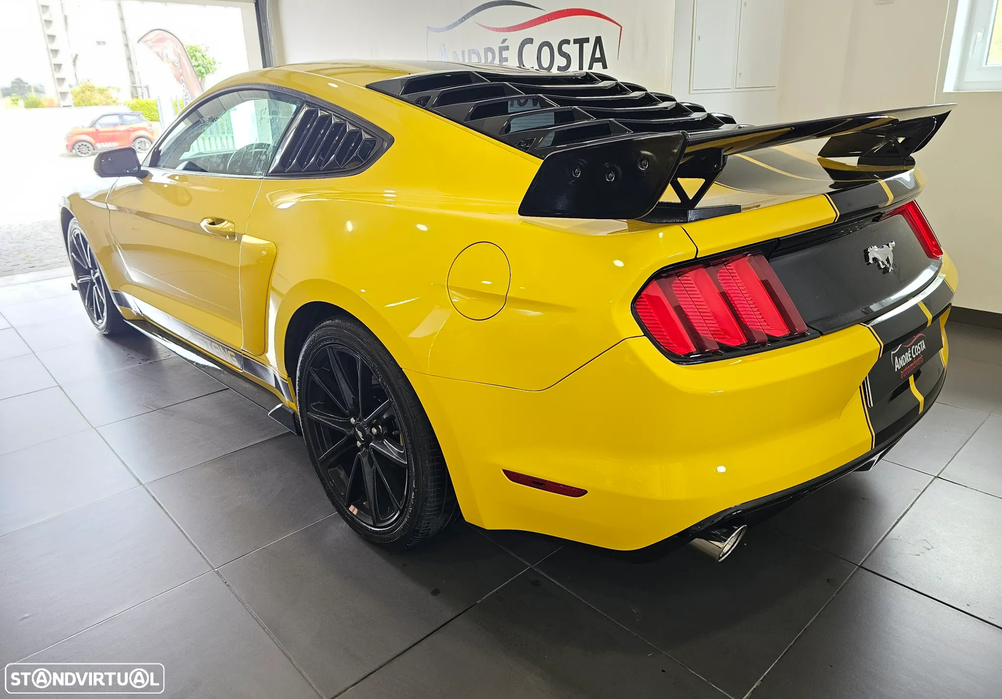 Ford Mustang 2.3i EcoBoost Aut. - 10