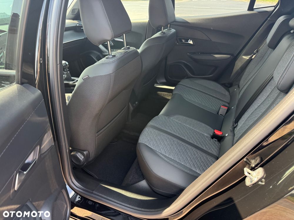 Peugeot 2008 TURBO 100 Allure - 13