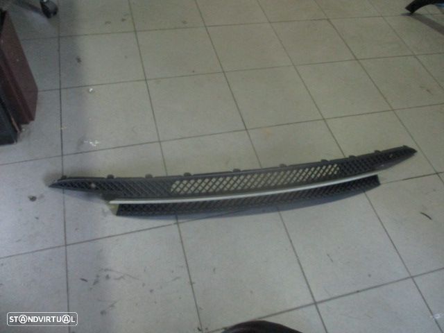 Grelha Friso 51117182367 BMW E87 2008 FRENTE - 2