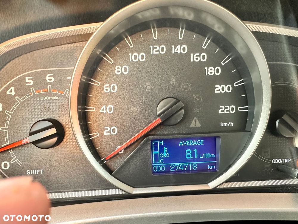 Toyota RAV4 2.0 D-4D Premium - 7