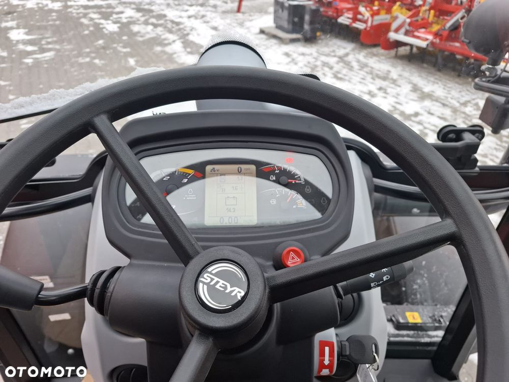 Steyr 4075 Kompakt s - 8