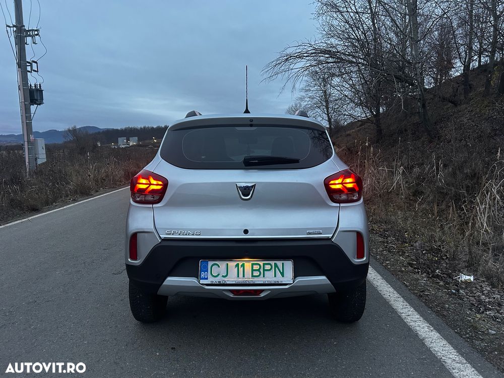 Dacia Spring - 4