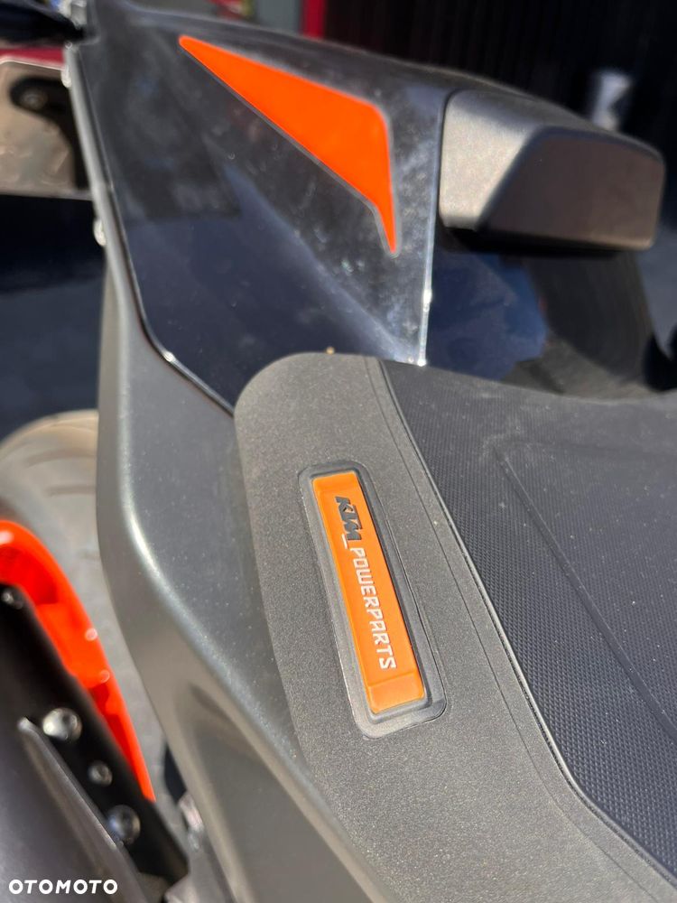 KTM Duke 790 - 22