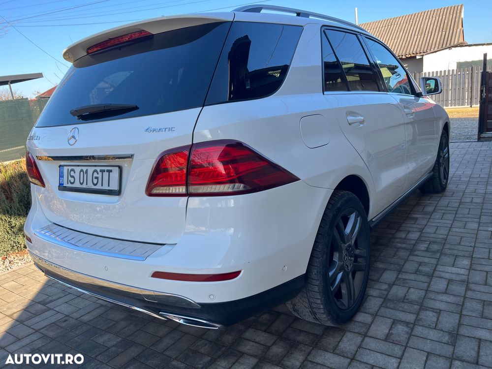 Mercedes-Benz GLE 250 d 4MATIC 9G-TRONIC - 4