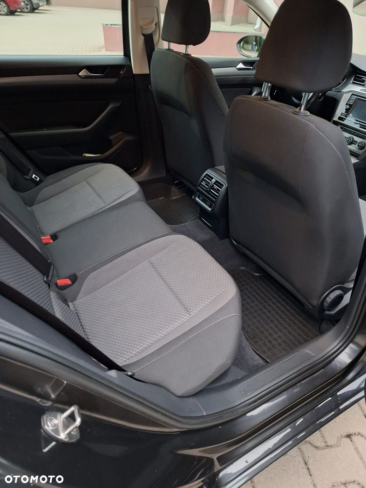 Volkswagen Passat 1.4 TSI BMT City - 9