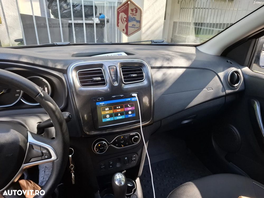 Dacia Sandero - 6