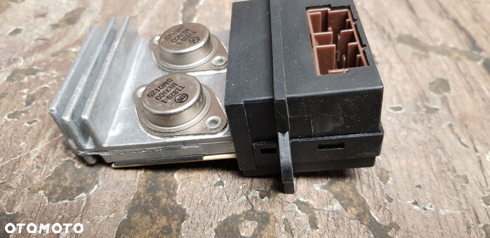 Rezystor dmuchawy opornik Opel Vectra B  90541011 - 7