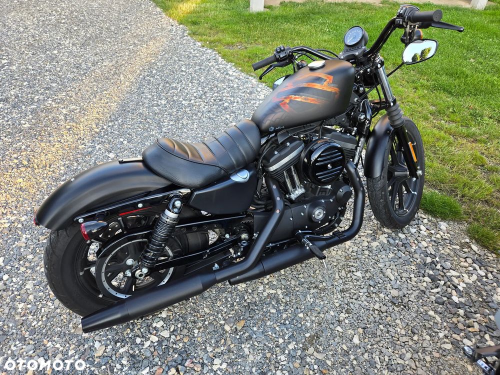 Harley-Davidson Sportster Iron 883 - 4