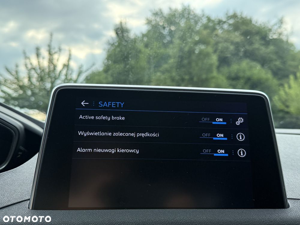 Peugeot 3008 PureTech 130 Stop & Start EAT6 Allure - 14
