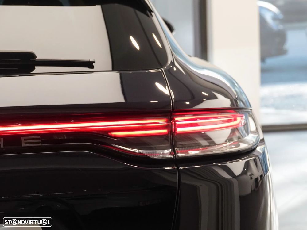 Porsche Panamera Sport Turismo 4 E-Hybrid Platinum Edition - 7