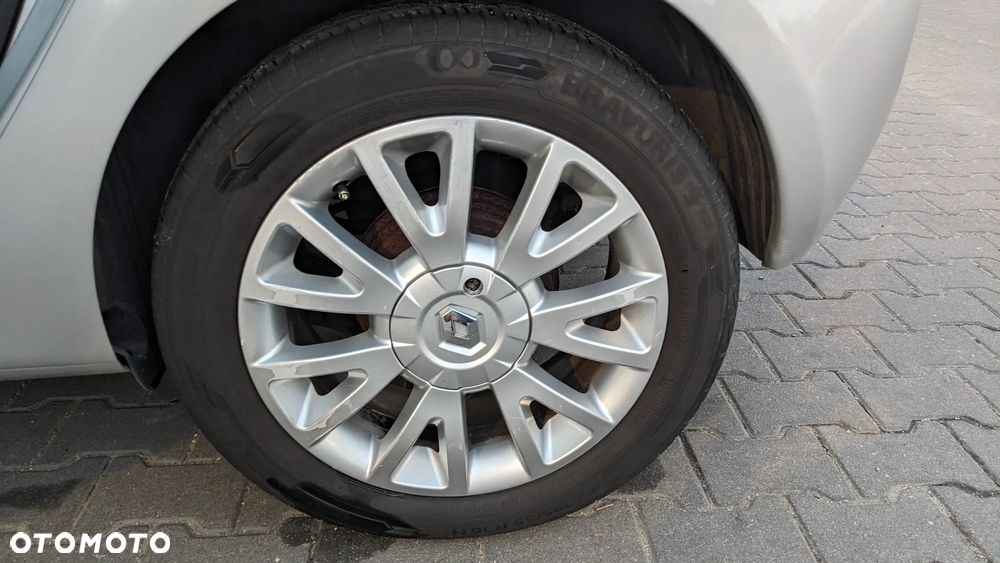 Renault Clio 1.2 TCE Extreme - 23