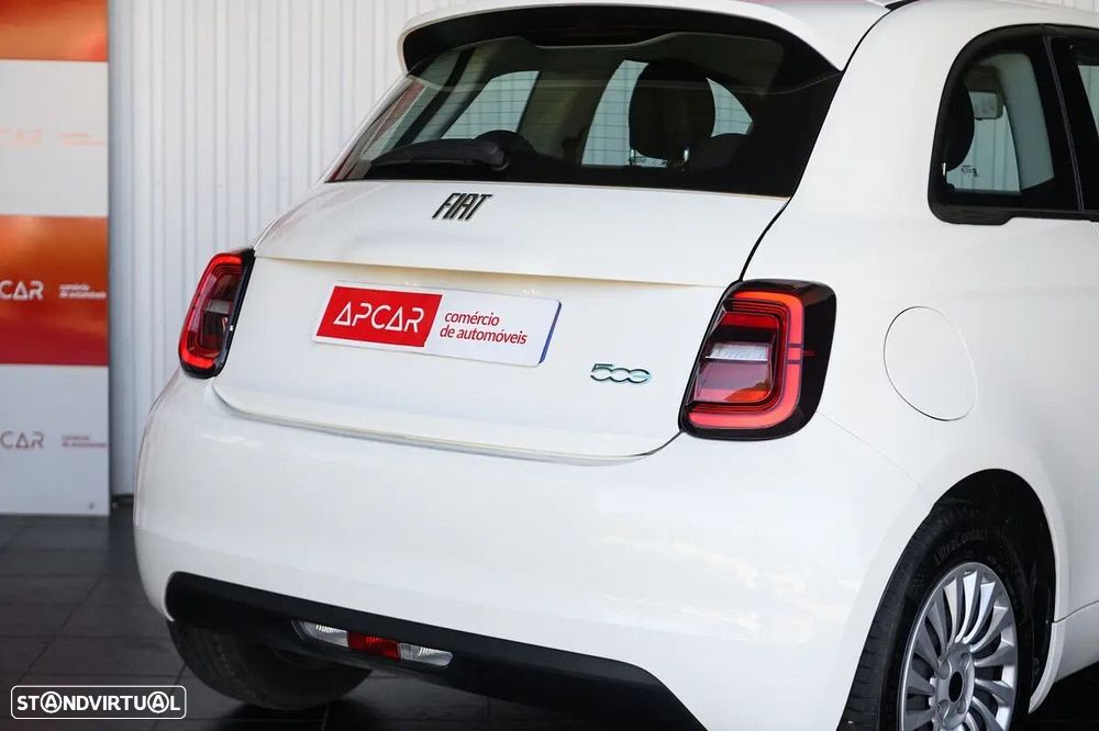 Fiat 500e Action - 17