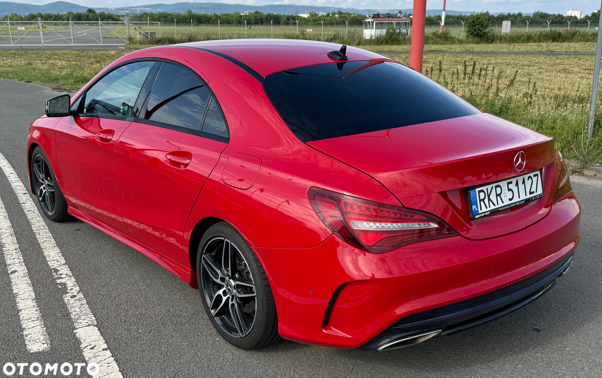 Mercedes-Benz CLA 200 7G-DCT AMG Line - 4