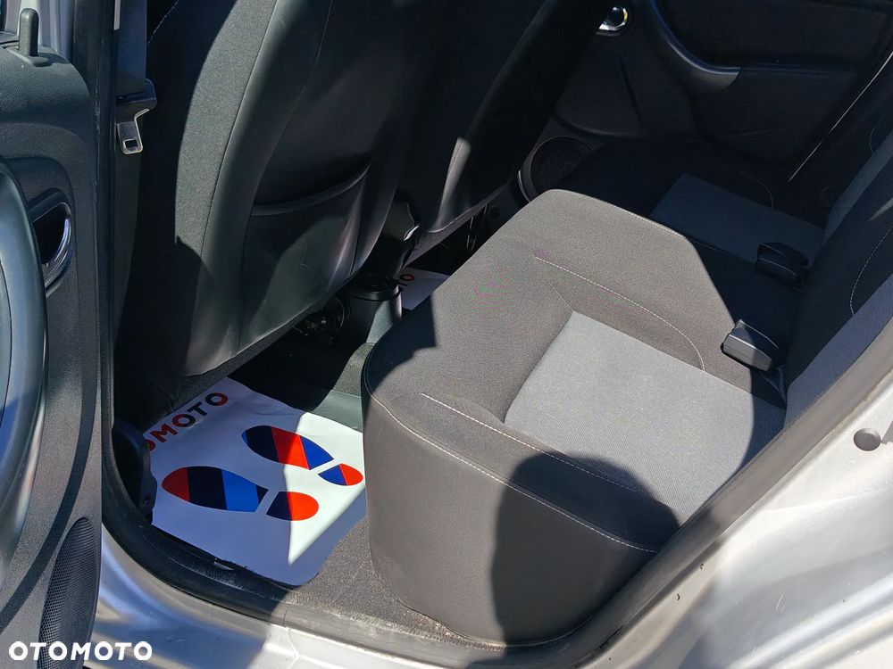 Dacia Duster 1.6 Blackstorm 4x4 - 12