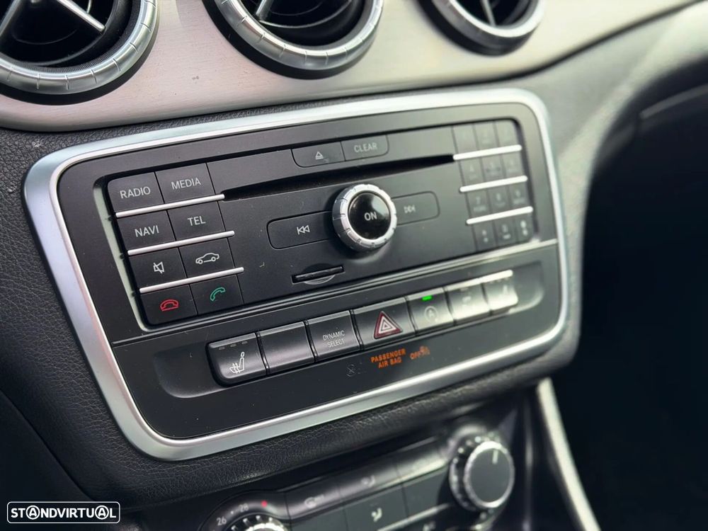 Mercedes-Benz CLA 220 d Shooting Brake AMG Line Aut. - 23