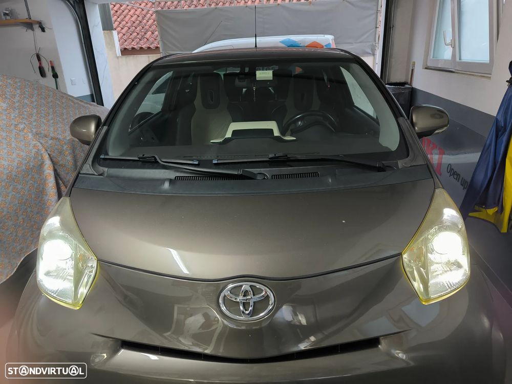 Toyota iQ 1.0 N collection — fotografia 14
