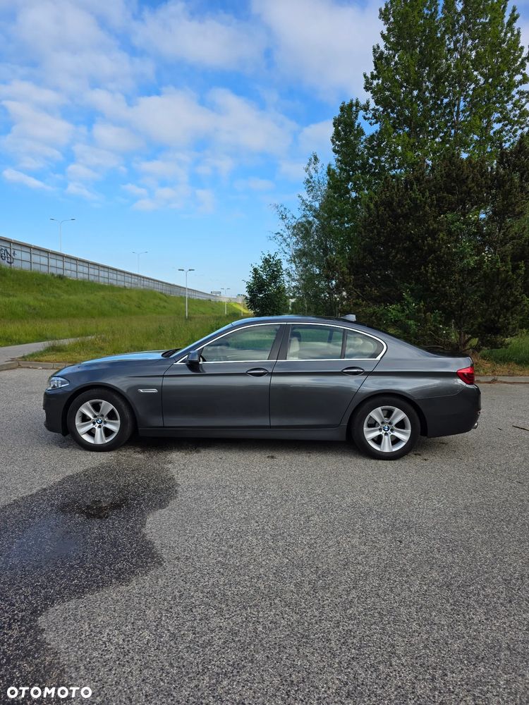 BMW Seria 5 530d xDrive - 2