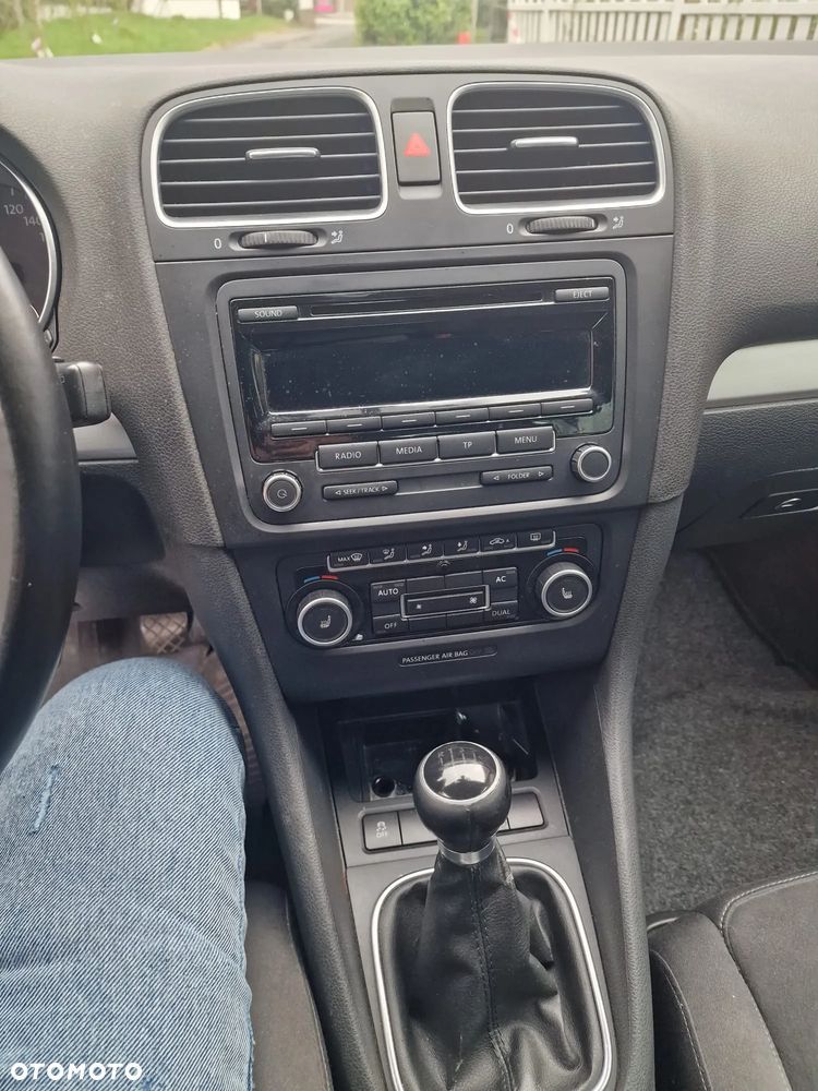 Volkswagen Golf - 17