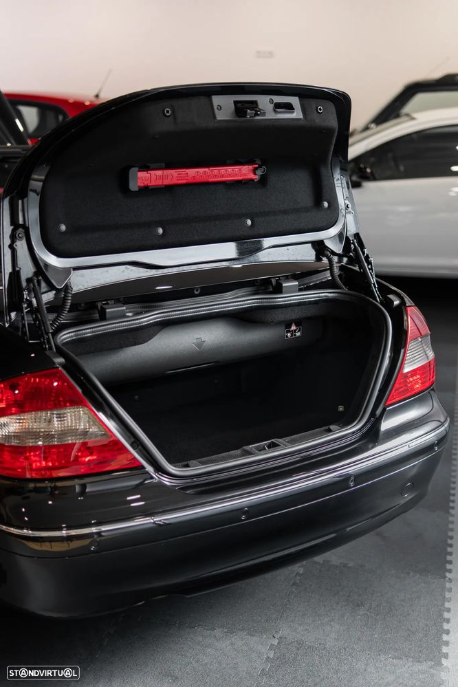 Mercedes-Benz CLK 320 CDI Avantgarde - 23