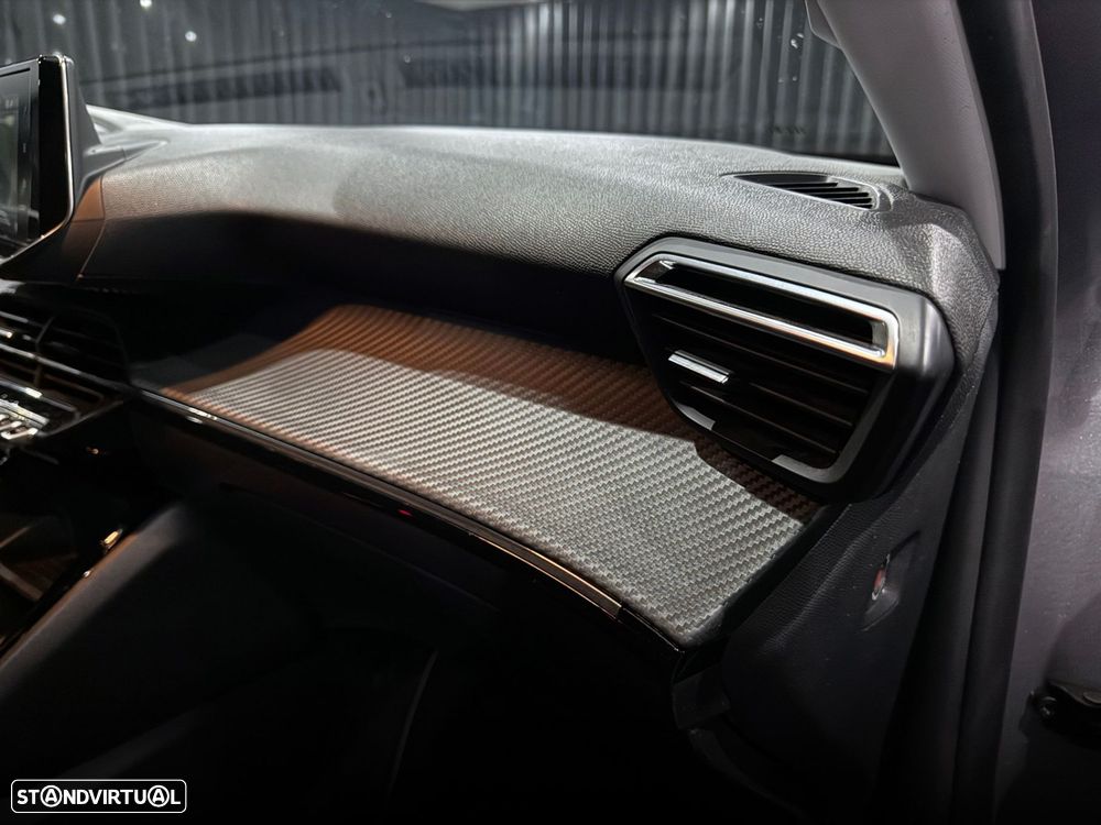 Peugeot 2008 1.2 PureTech Active Pack EAT8 - 23