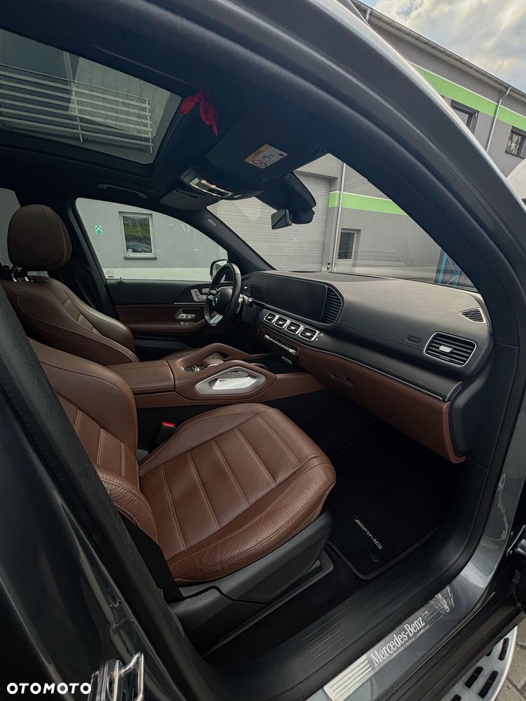 Mercedes-Benz GLS - 16