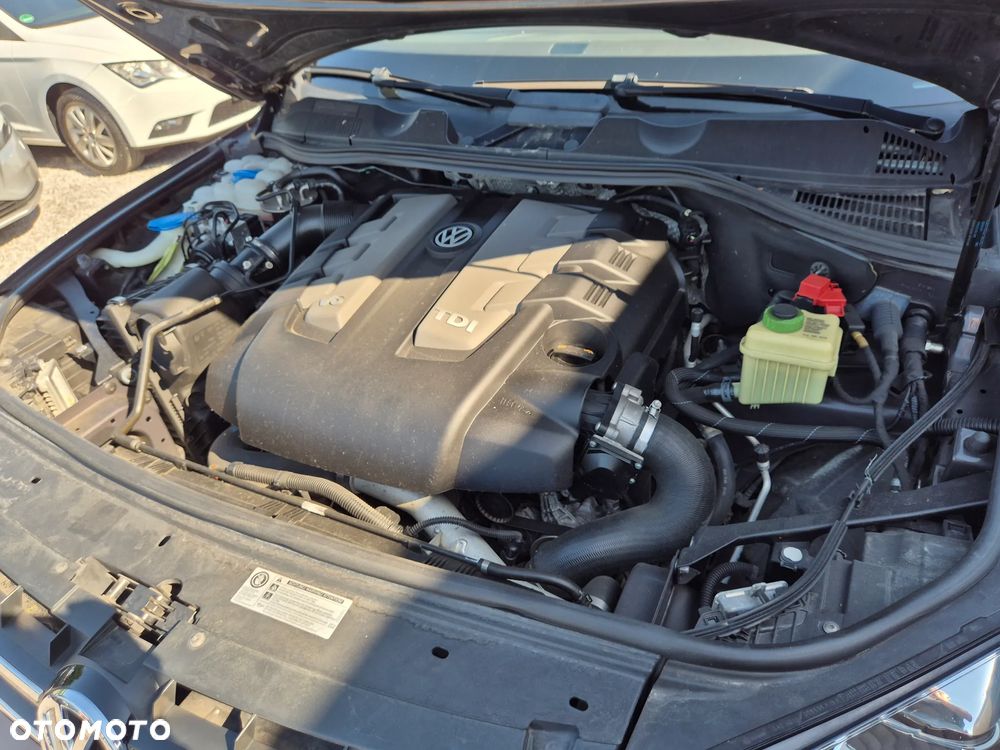 Volkswagen Touareg 3.0 V6 TDI BMT Business Line - 41