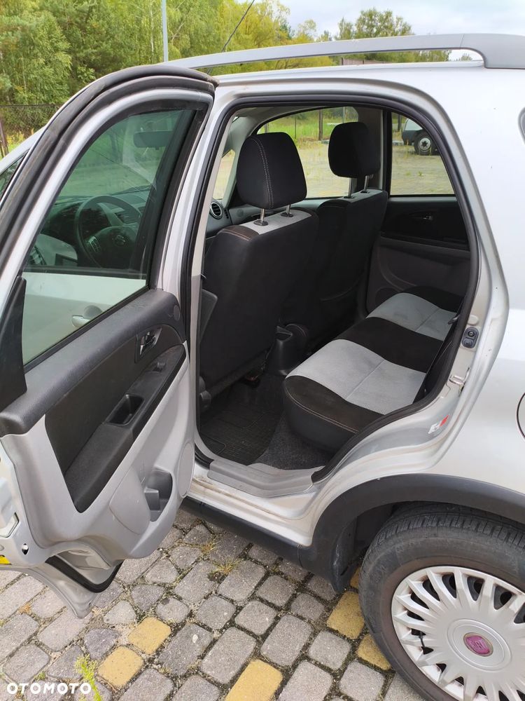 Suzuki SX4 - 7