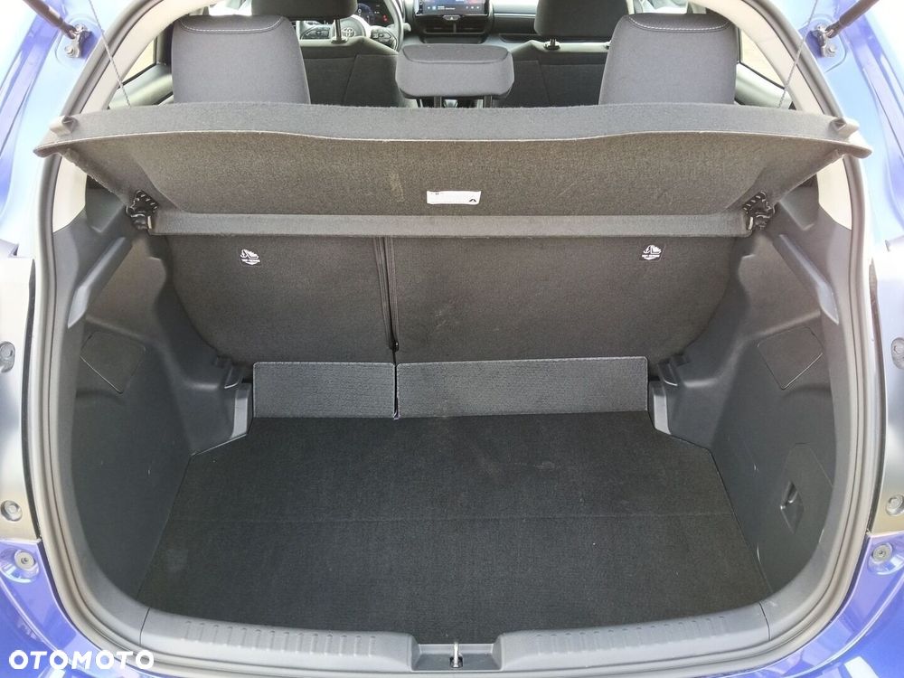 Toyota Yaris Hybrid 1.5 Style - 13