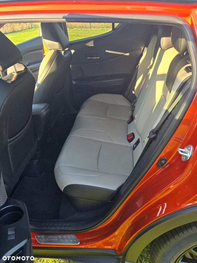 Toyota C-HR 2.0 Hybrid Premiere Edition - 9