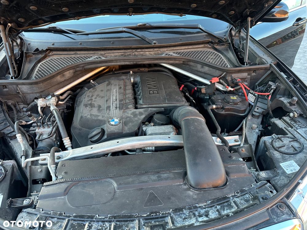 BMW X5 3.5i xDrive - 23
