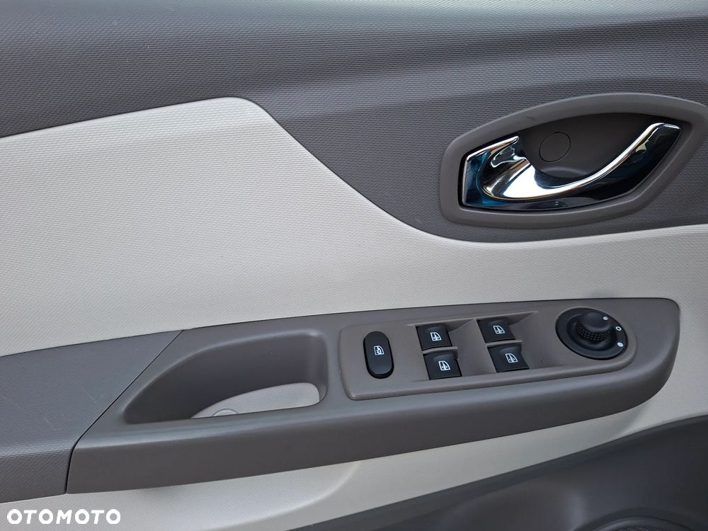 Renault Captur ENERGY TCe 90 Start&Stop Experience - 12