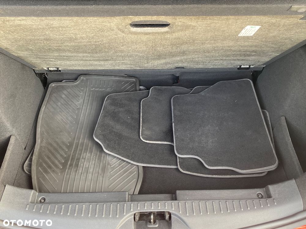 Ford B-MAX - 32