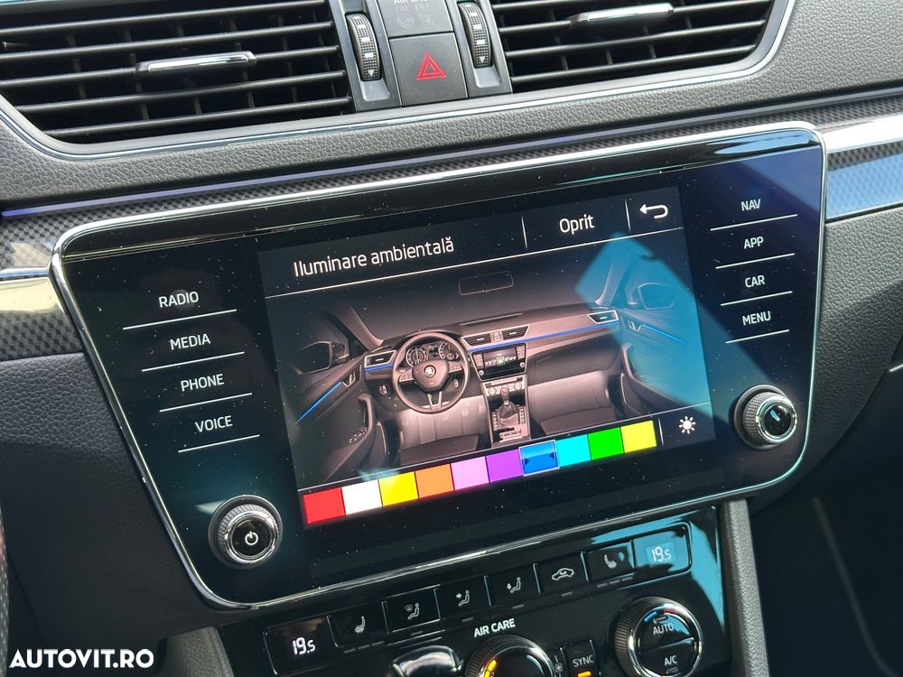 Skoda Superb 2.0 TDI DSG SportLine - 15