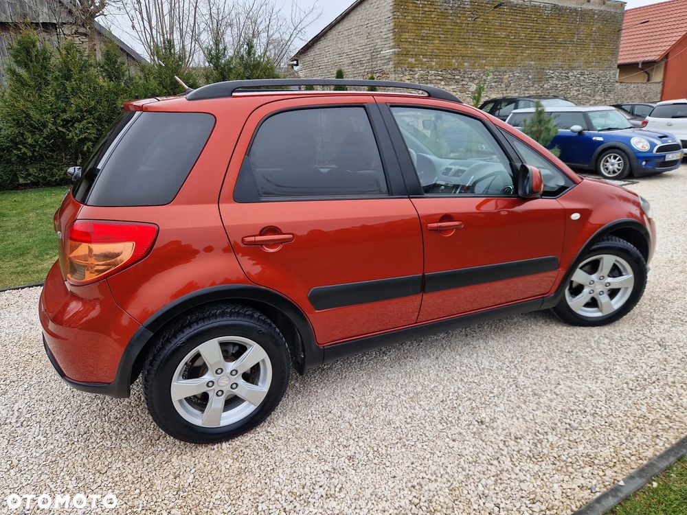 Suzuki SX4 1.6 VVT Streetline 4x2 Club - 30