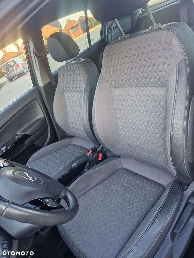 Opel Corsa - 17