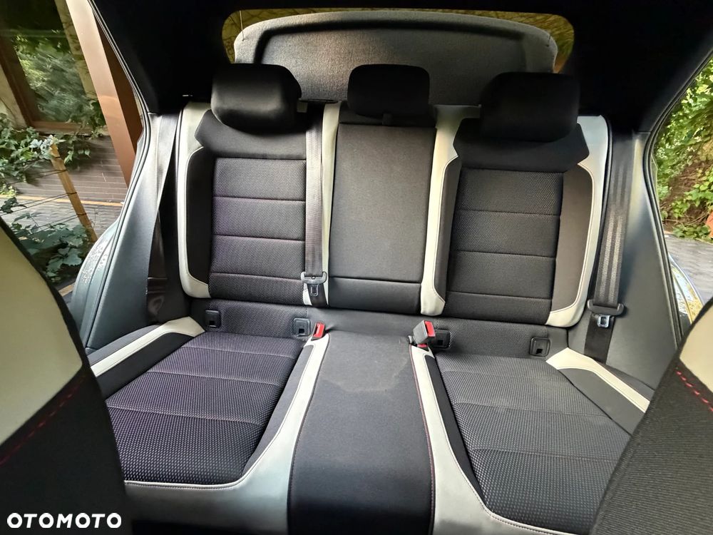 Volkswagen T-Roc 1.5 TSI ACT Premium DSG - 27
