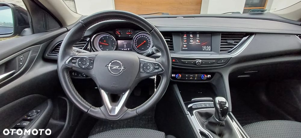 Opel Insignia - 3