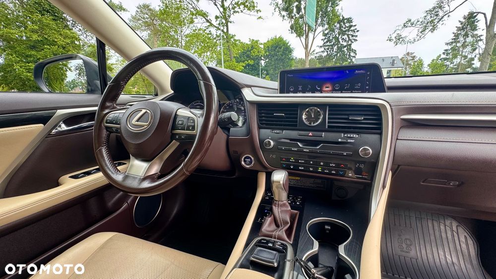 Lexus RX 450h Prestige - 38