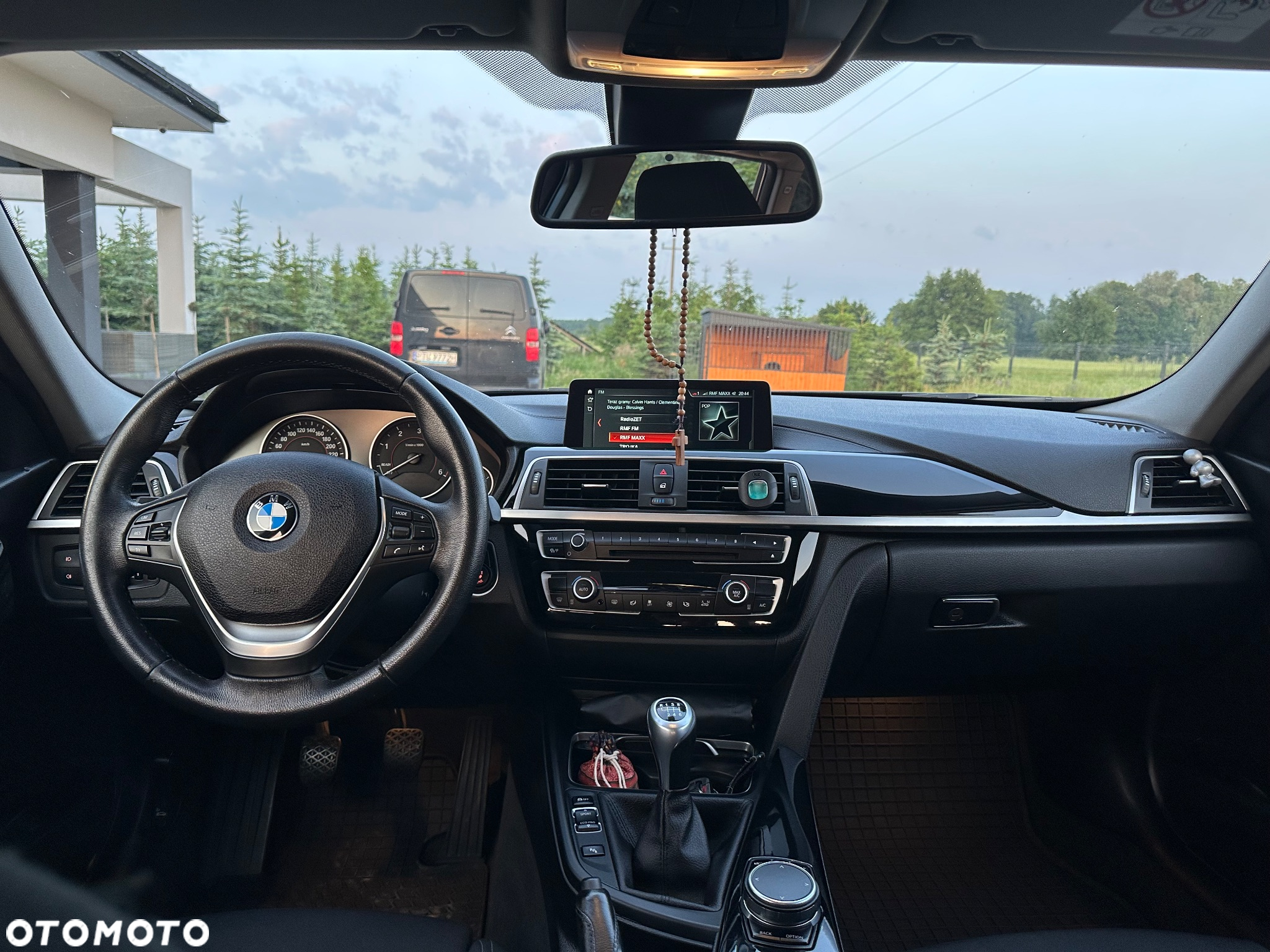 BMW Seria 3 320d Touring Sport Line - 9