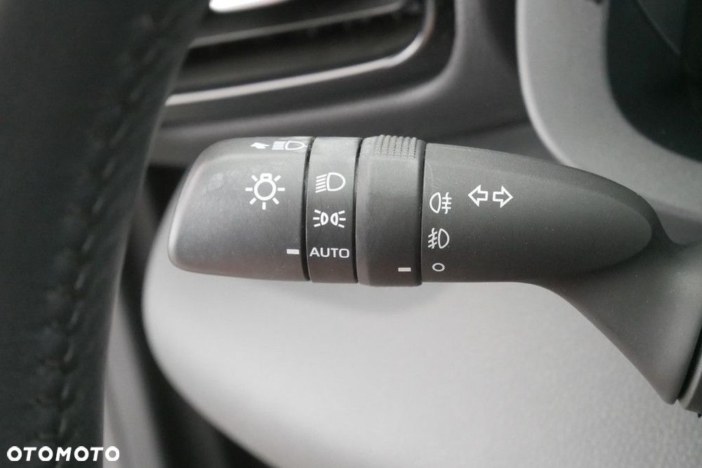 Toyota Yaris Hybrid 1.5 Comfort - 25