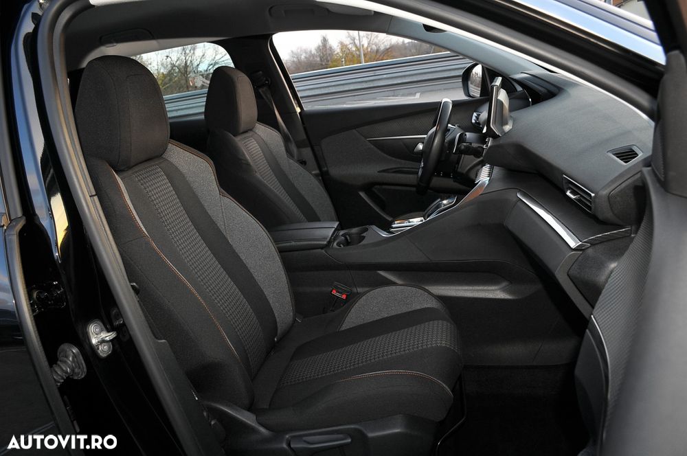 Peugeot 3008 PureTech 130 Stop & Start GPF EAT8 Active Pack - 10