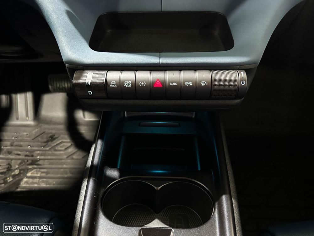 BYD Dolphin 60.4 kWh Design - 34