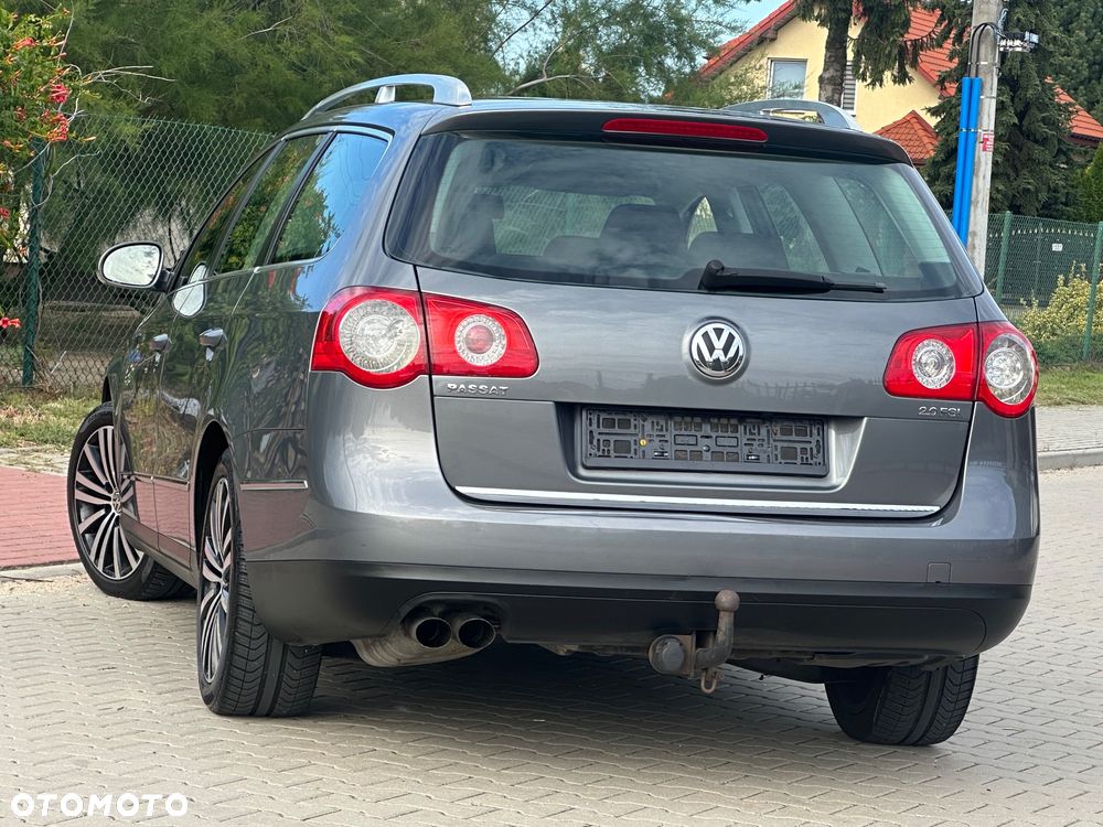 Volkswagen Passat - 15